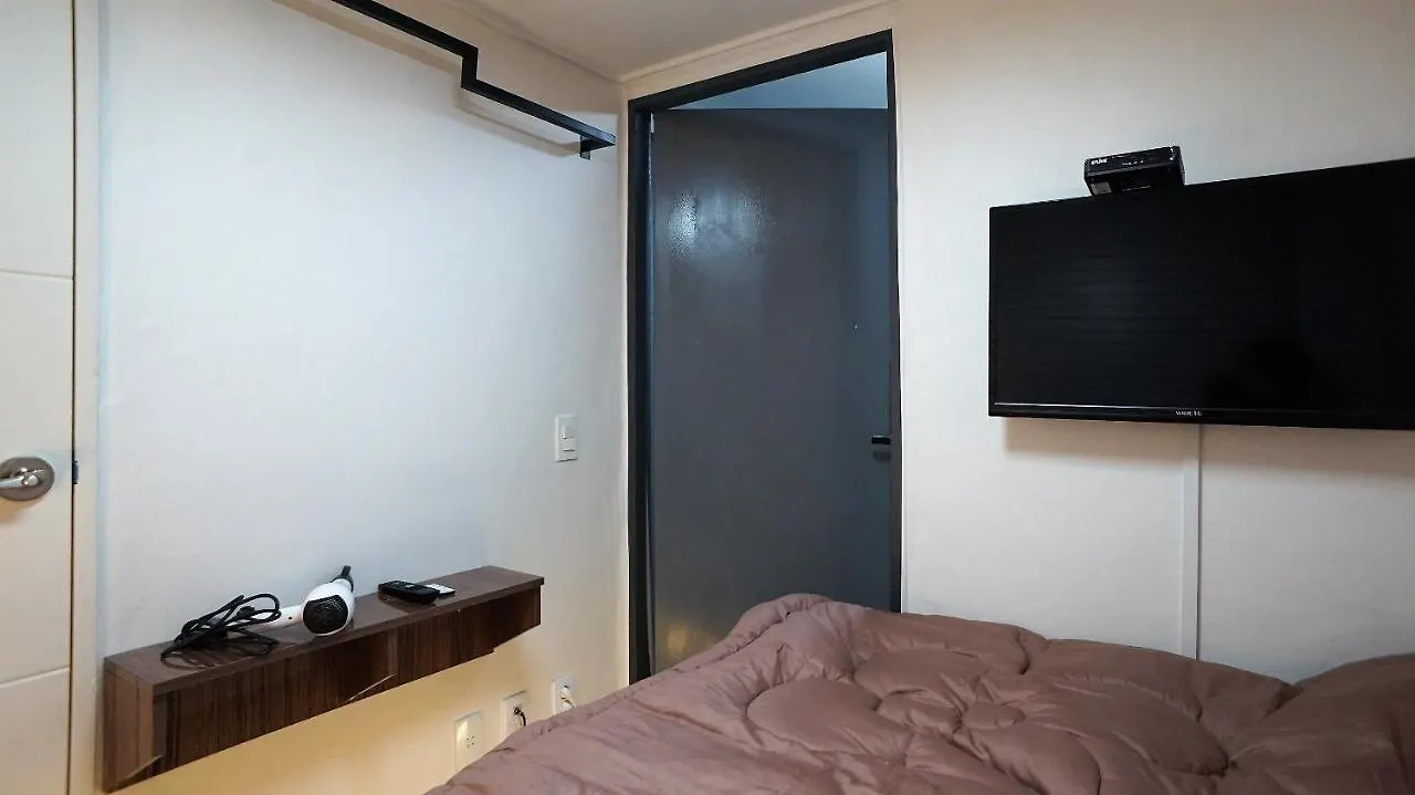 Blue Mansion Guesthouse Σεούλ 2*,